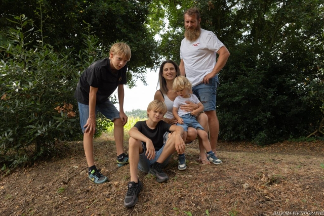 Séance bébé/enfant/famille, en extérieur, lumière naturelle, photographe La Rochelle
